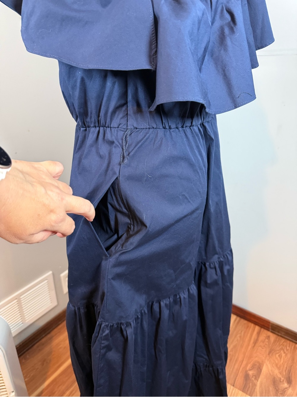 City Chic One-Shoulder Ruffle Maxi Dress in Navy with Pockets - Picture 7 of 13